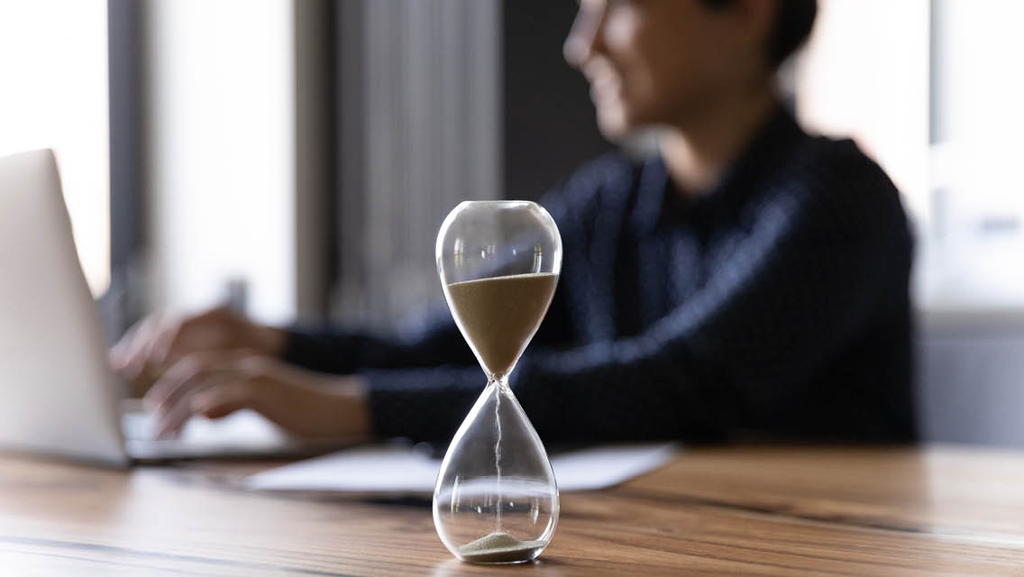 “Double Your Productivity with Hourglass Time Management – The Surprising Solution You’ve Been Searching For”